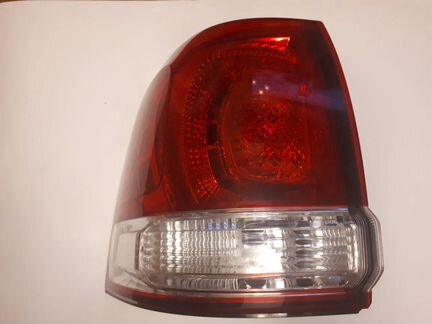 Задний левый фонарь Toyota Land Cruiser 200 оригин