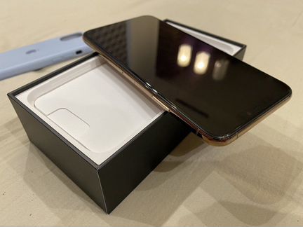 iPhone 11 pro max 256 gb новый