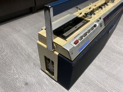 Магнитола Aiwa j 50 редчайшая