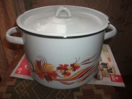 Вешалка.ведро.кастрюля СССР