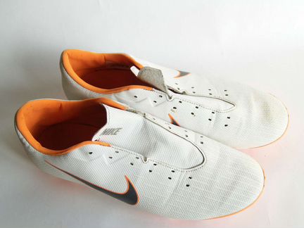 Бутсы Nike