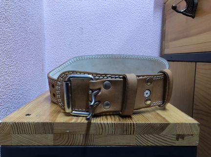 Пояс тяжелоатлетическиий из натуральной кожи