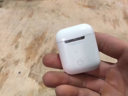 Беспроводные наушники 1 поколение. отигинал заряд