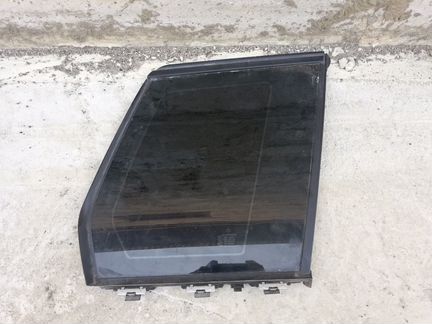 Стекло кузова правое Mercedes GLK X204