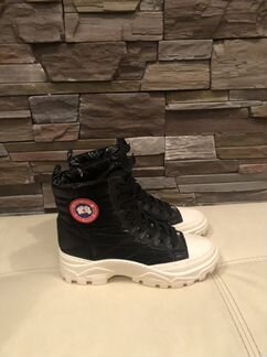 Ботинки женские Canada Goose