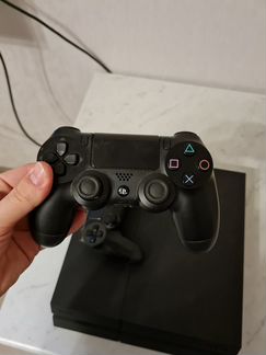 PlayStation 4 - 500gb + аккунт с играми и два джой