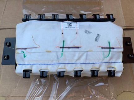 Подушка безопасности Тesla model 3 пассажирская