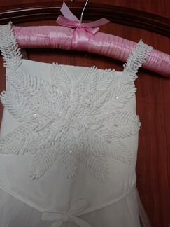 Платье нарядные для девочки на 6 лет