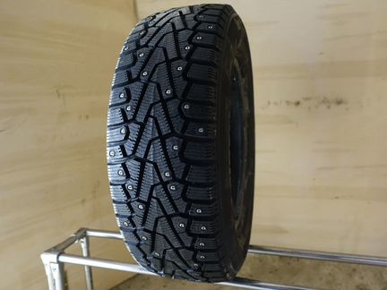 215 65 16 Pirelli ICE Zero 32ZV