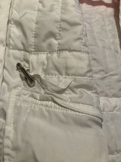 Лёгкая курточка для девочки 4-5 лет белая