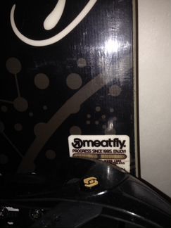 Новый сноуборд Meadfly США 156см с ботинками