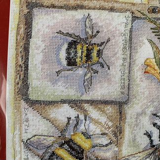Набор для вышивания Anchor “Bee”