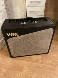 Комбоусилитель VOX AV30