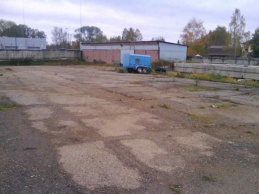 Участок промназначения. Земельный участок под автостоянку. Площадка под стоянку грузовых. Земля под стоянку грузовиков. Аренда площадки.