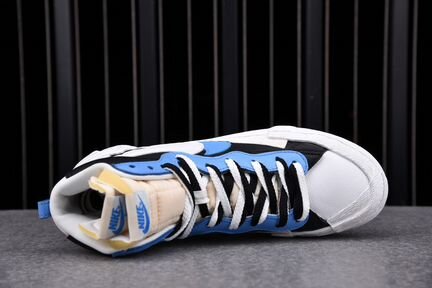 Nike Blazer Mid x Sacai