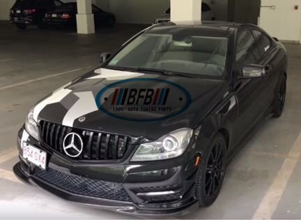 Решётка радиатора Mercedes W204 GT