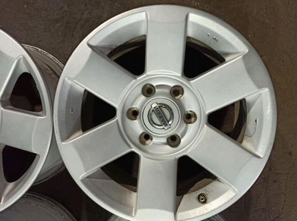 Диски бу оригинал R18 N на Nissan