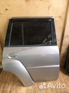 Nissan Patrol y61 задняя правая дверь