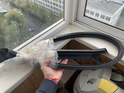 8T0845353 VAG Уплотнитель (внутри) ауди а5 левый у