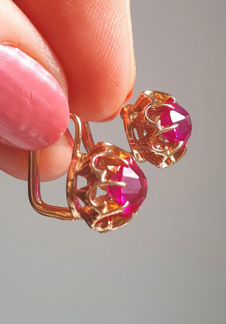 Золотые советские серьги с рубинами Кувшинки