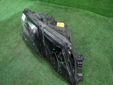 Фара правая Skoda Octavia 3 A7 (2017-2020) галоген