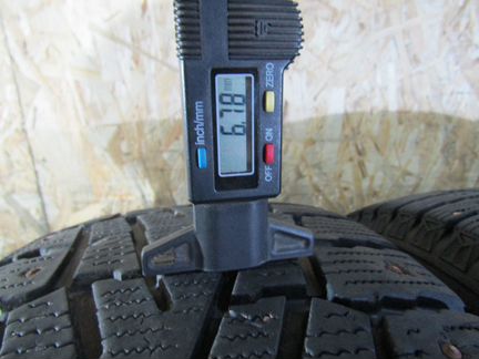 Зимние шины бу roadstone WIN guard WIN spike 235