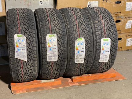 Зимние шины 225/55/17 Nokiаn Наkkapel R2 новые