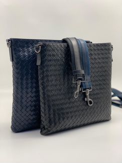 Мужская кожаная сумка через плечо Bottega Veneta