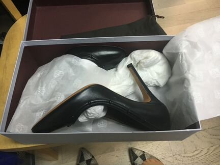 Туфли brunomagli на шпильке