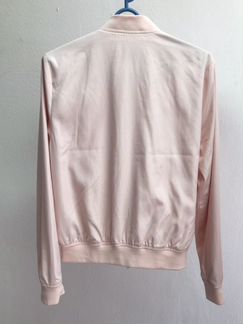 Легкая женская куртка calvin klein jeans