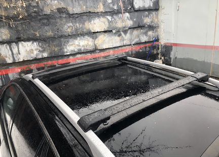 Багажные поперечины на рейлинги