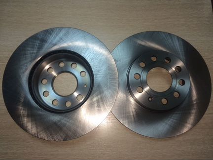 Диск тормозной передний Skoda Octavia 3 А7 диски