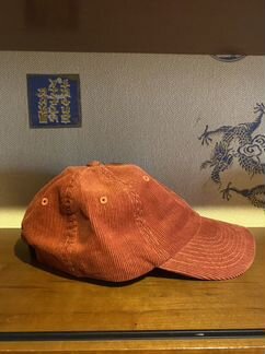 Бейсболка вельветовая H&M