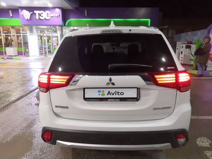 Mitsubishi Outlander 2.4 CVT, 2017, 97 300 км