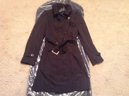 Женский плащ