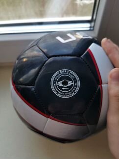 Футбольный мяч из США