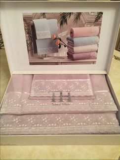 Комплект полотенец Tivolyo Home (новый)