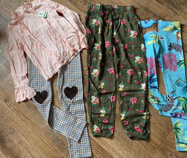 Одежда на девочку 128-134