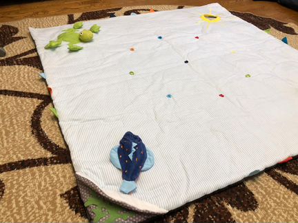 Продаю Развивающий коврик IKEA(118*118)