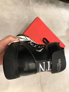 Кроссовки Valentine