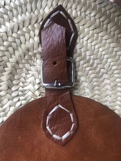 Круглая сумка ручной работы из натуральной соломы