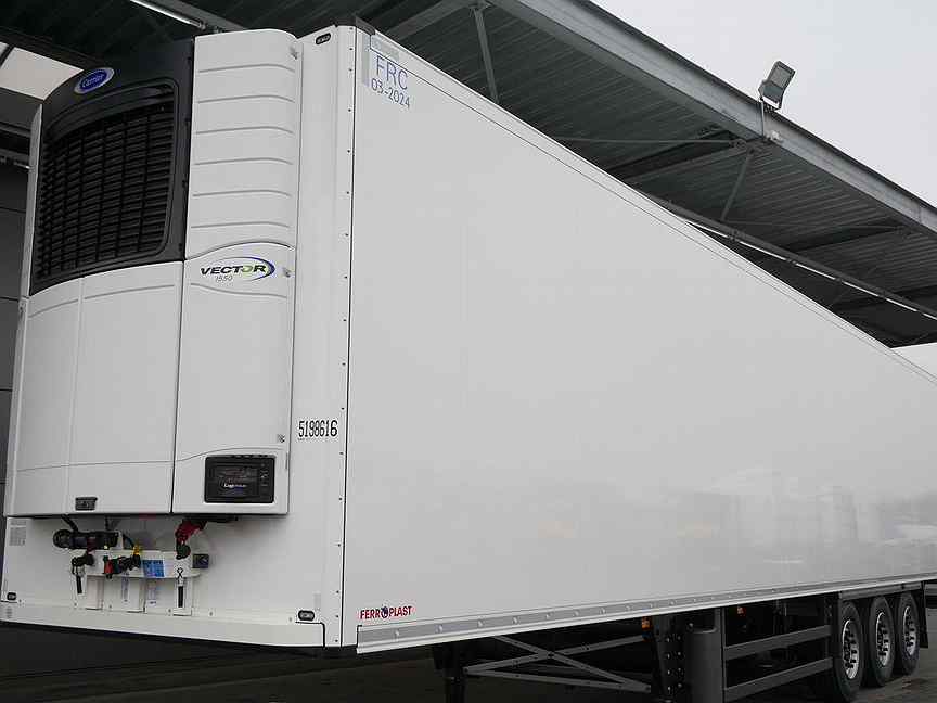 Рефрижератор vector. Рефрижератор 1550 кариер рефрижератор. Рефрижератор кариер 1550. Полуприцеп super snow рефрижератор. Рефрижератор кариер вектор 1350.