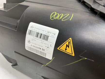 Фара левая mercedes 166 ML Новая оригинал