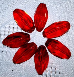 Бусины стеклянные новые