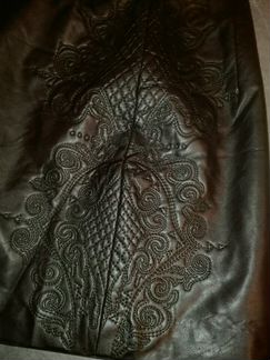 Юбка под кожу с вышивкой р. 48-50 XL