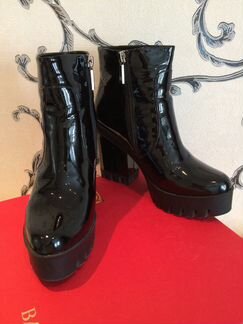 Ботинки (ботильоны) лаковые (кожа) Basconi