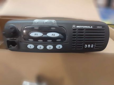 Автомобильная радиостанция Motorola GM640 UHF