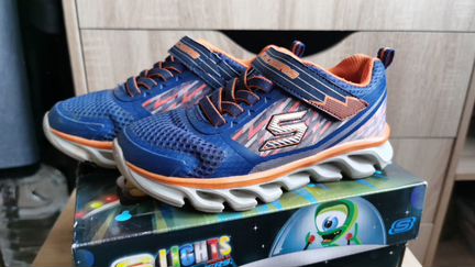 Кроссовки skechers светящиеся