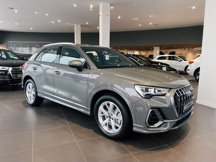 Audi Q3 2.0 AMT, 2020