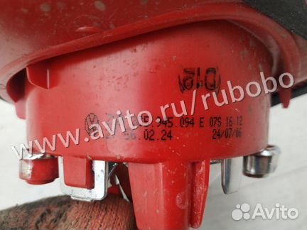 Фонарь в крышку правый Vw Passat B6 BVY 2006